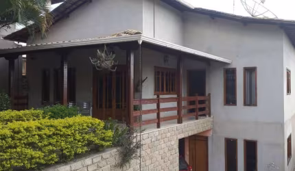 Casa Para Vender com 05 quartos no bairro Jardim Riacho das Pedras em Contagem