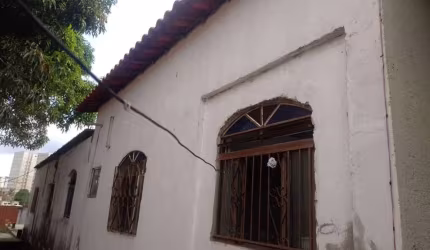 Casa Para Vender com 02 quartos no bairro Colonial em Contagem