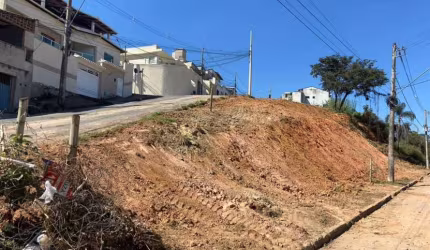 Lote / Terreno Comercial Para Vender no bairro Europa em Contagem
