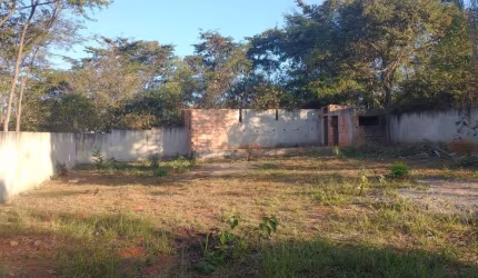 Lote / Terreno de Bairro Para Vender no bairro Paraíso em Mateus Leme
