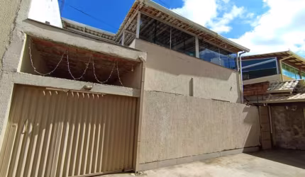 Casa de Condomínio Para Vender com 2 quartos no bairro Tropical em Contagem