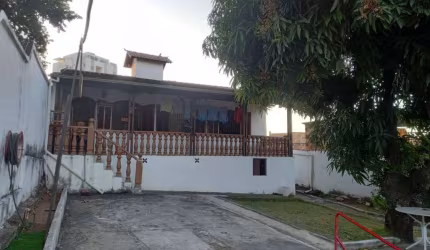 Casa Para Vender em lote de 360m no bairro Alvorada em Contagem