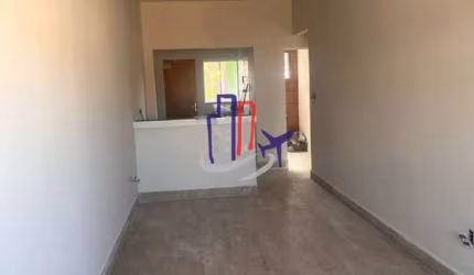 Casa Geminada Para Vender com 02 quartos no bairro Centro em Mateus Leme