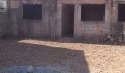 Casa Para Vender com 02 quartos no bairro Nazaré em Contagem
