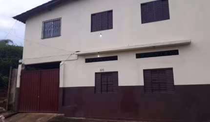 Casa Para Vender com 3 quartos no bairro Araças em Mateus Leme