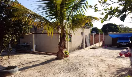 Casa Para Vender com 03 quartos no bairro Pousada do Lago em Esmeraldas