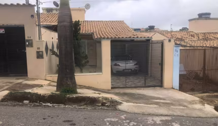 Casa Para Vender com 02 quartos no bairro Floresta Encantada em Esmeraldas