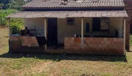 Sítio/ Chácara com 03 quartos 01 suítes no bairro Colônia Santa Isabel em Betim
