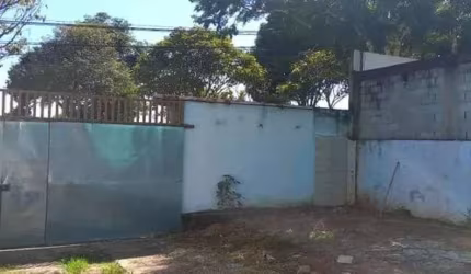 Casa Para Vender com 04 quartos no bairro Tropical em Contagem