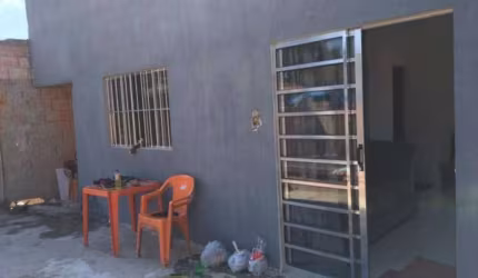 Casa Para Vender com 08 quartos no bairro Cidade Jardim em Esmeraldas