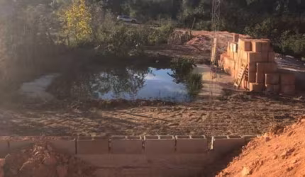 Lote / Terreno de Bairro Para Vender no bairro Vargem Bento da costa em Esmeraldas
