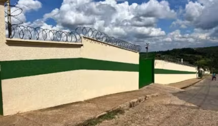 Apartamento Para Vender com 02 quartos no bairro Vista Alegre em Mateus Leme