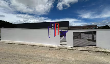 Casa Para Vender com 3 quartos 1 suítes no bairro Tropical em Contagem