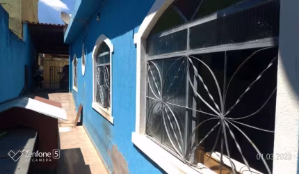 Casa para Vender com 03 quartos no bairro São Luiz em Betim