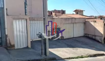 Casa Para Vender com 02 quartos no bairro Vila Verde em Betim