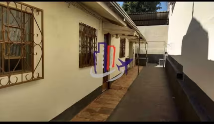 Casa Para Vender com 03 quartos no bairro Jardim Santa Rosa em Sarzedo