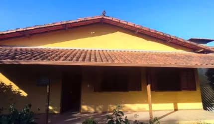 Casa de Condomínio Para Vender com 3 quartos no bairro Tijuco em Esmeraldas