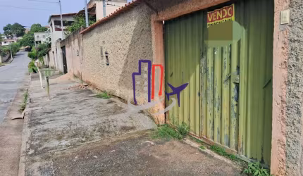 Casa Para Vender com 03 quartos 01 suítes no bairro Florença em Ribeirão Das Neves