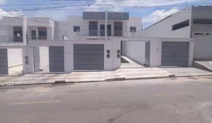 Casa Para Vender com 2 quartos no bairro Bandeirinhas em Betim