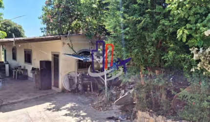 Casa Para Vender com 03 quartos no Centro em Contagem