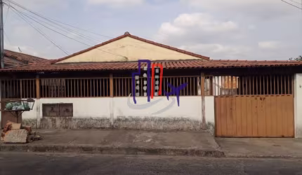 Casa Para Vender com 03 quartos no bairro Novo Riacho em Contagem