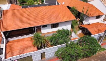 Casa à venda em Londrina, Jardim Nápoles, com 5 quartos, com 395.96 m²