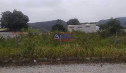 Terreno à venda na Rua Setenta e Três, Jacaroá, Maricá, 470 m2 por R$ 79.000