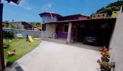 Casa com 2 quartos à venda na Rua Cinco, Caxito, Maricá, 90 m2 por R$ 300.000