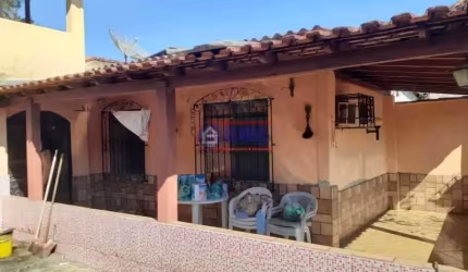 Casa em condomínio fechado com 3 quartos à venda na Rua Cassorotiba, Santa Paula (Inoã), Maricá, 68 m2 por R$ 190.000