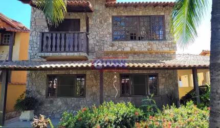 Casa em condomínio fechado com 4 quartos à venda na Rua Antônio Vieira Sobrinho, Centro, Maricá, 250 m2 por R$ 1.190.000