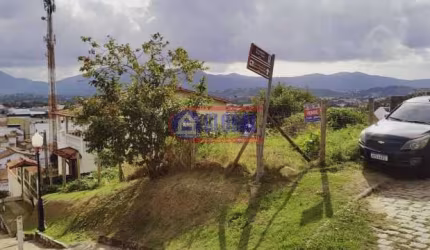 Terreno à venda na Rua Marilene Rangel da Cruz Vieira, Boa Vista, Maricá, 420 m2 por R$ 430.000
