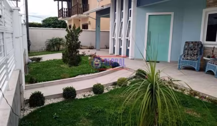 Casa em condomínio fechado com 3 quartos à venda na Rodovia Ernani do Amaral Peixoto, Flamengo, Maricá, 129 m2 por R$ 750.000