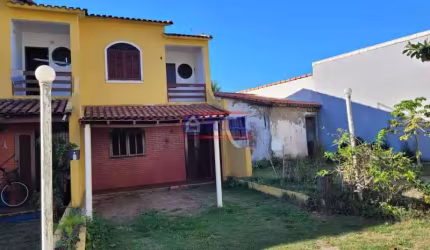 Casa em condomínio fechado com 2 quartos à venda na Rua Sessenta e Um, Guaratiba (Ponta Negra), Maricá, 85 m2 por R$ 256.000