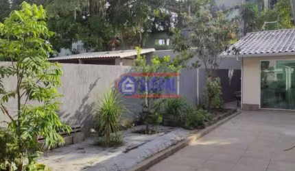 Casa em condomínio fechado com 2 quartos à venda na Rodovia Ernani do Amaral Peixoto, Inoã, Maricá por R$ 725.000
