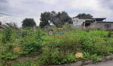 Terreno à venda na Rua Sessenta e Sete, Jacaroá, Maricá, 389 m2 por R$ 90.000