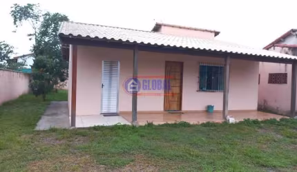 Casa com 2 quartos à venda na Rua Trinta e Dois, Jardim Atlântico Central (Itaipuaçu), Maricá por R$ 390.000
