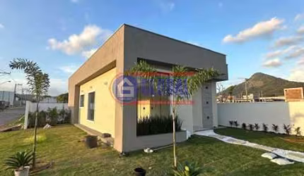 Casa em condomínio fechado com 3 quartos à venda na Estrada Vereador Oldemar Figueiredo, Ubatiba, Maricá, 100 m2 por R$ 585.000