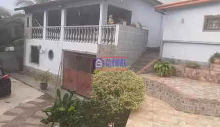 Casa com 4 quartos à venda na Rua Colômbia, Jacaroá, Maricá, 190 m2 por R$ 430.000
