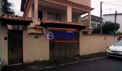 Casa com 4 quartos à venda na Rua José Custódio Soares, Centro, Maricá, 250 m2 por R$ 850.000