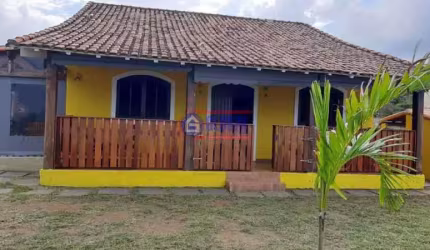 Casa com 7 quartos à venda na Rua Santa Sofia, Cordeirinho, Maricá, 195 m2 por R$ 850.000