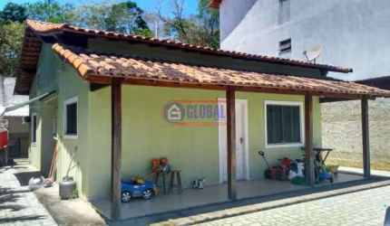 Casa em condomínio fechado com 3 quartos à venda na Avenida Roberto da Silveira, Flamengo, Maricá, 92 m2 por R$ 440.000
