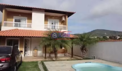Casa em condomínio fechado com 3 quartos à venda na Rodovia Ernani do Amaral Peixoto, Flamengo, Maricá, 230 m2 por R$ 850.000