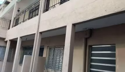 Capão Redondo Jardim Clarice 3 CASAS NO TERRENO ótimo local. NÃO DA FINANCIAMENTO