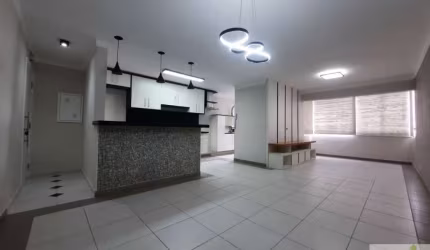 Apartamento 3 Dormitórios (1 Suíte) Região do Jardim Marajoara.