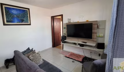 Casa Térrea com 2 dormitórios e 2 vagas de garagem