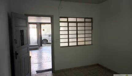 Excelente casa térrea para locação!