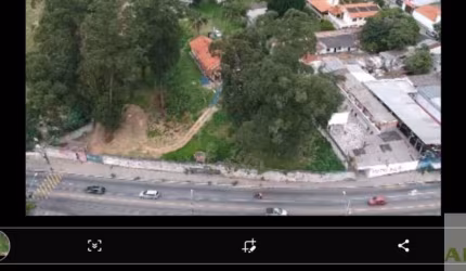 Terreno com frente para Estrada do Alvarenga com Área de 9.000m².