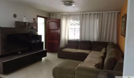 Jd. Cupecê 4 Dormitórios, Suíte, 2 Vagas, 180m²