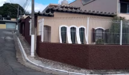Casa Térrea Bairro de  Veleiros