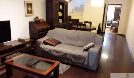CASA À VENDA NO JARDIM PEDREIRA